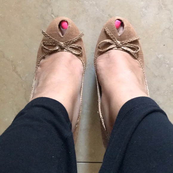 CHARLOTTE RUSSE Tan Camel Peep Toe Platform Shoes - Picture 7 of 8